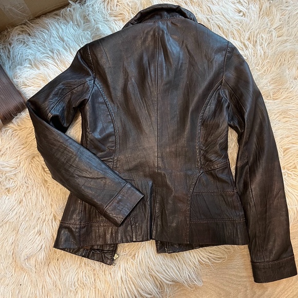 Danier Leather Brown Leather Jacket - Picture 2 of 6